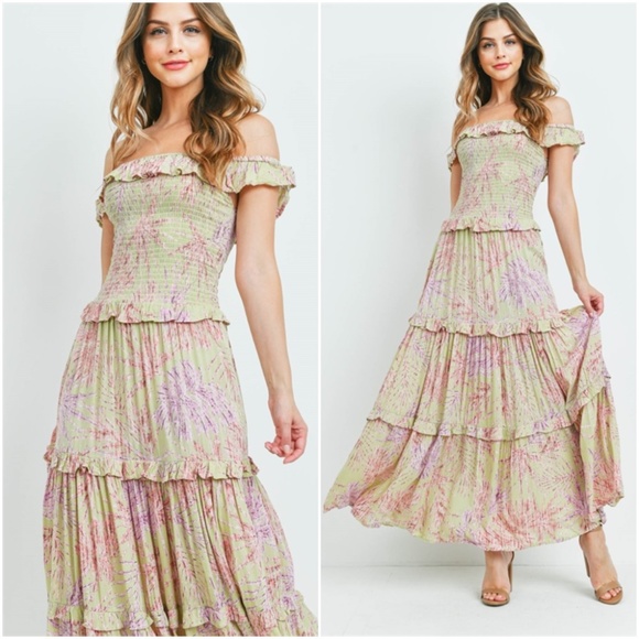 Off shoulder Maxi Dress - Picture 3 of 16